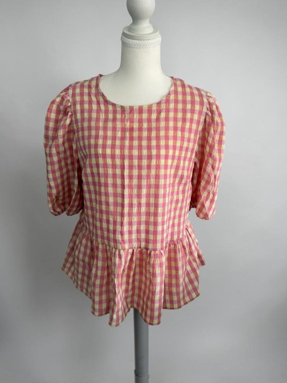 NANETTE LEPORE Pink Yellow Plaid Peplum Top Size Medium
